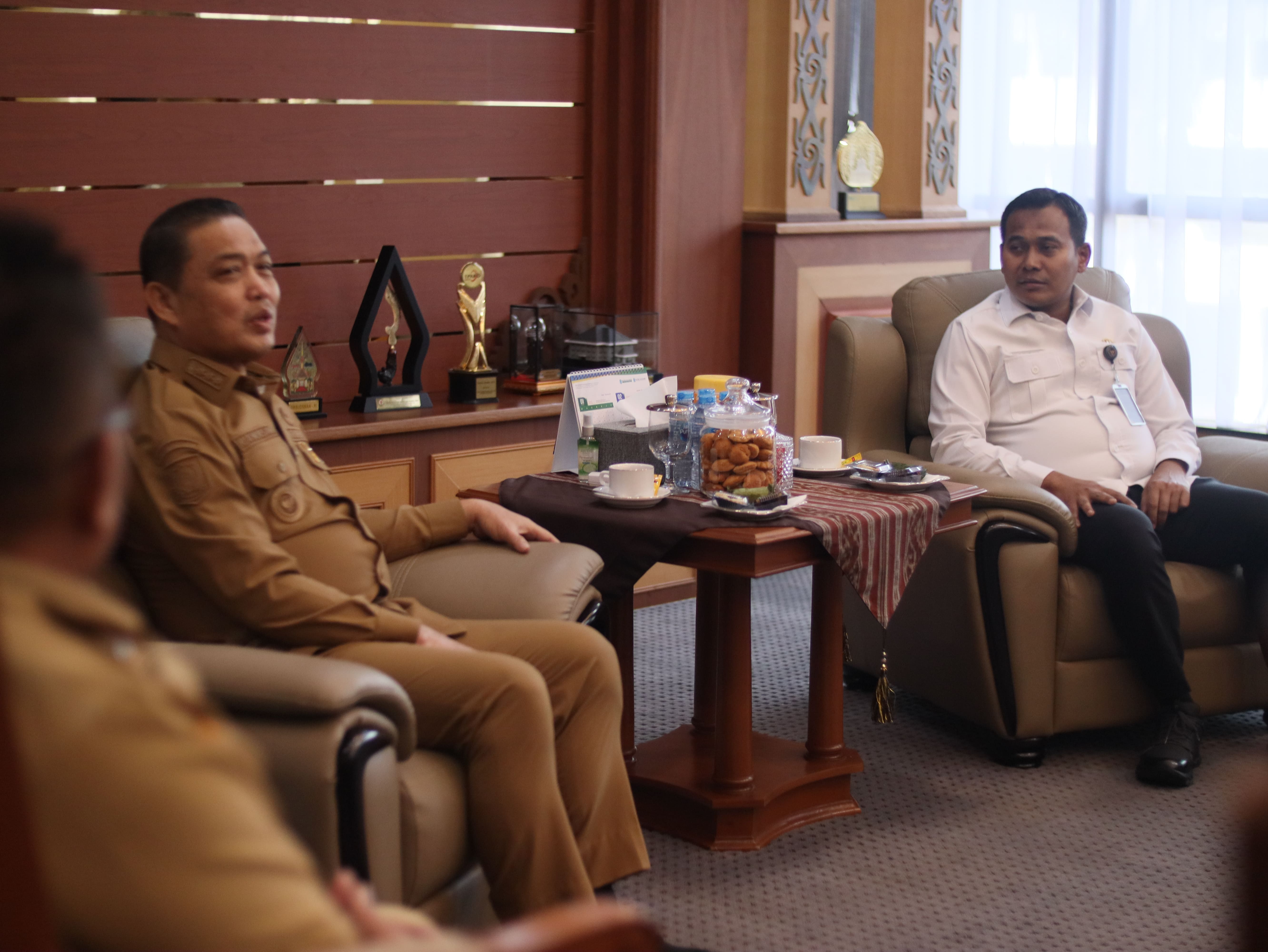 Audiensi Kakanwil ke Kantor Gubernur Kalimantan Barat