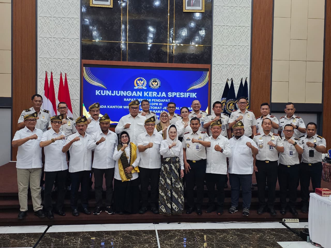 Kanwil Imigrasi Kalbar Terima Kunjungan Komisi XIII DPR RI dalam Rapat Dengar Pendapat